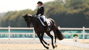 Anna-Lena Niehues mit Stute Quimbaya, Paralympics 2024