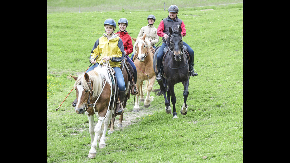 CAV Ausreiten Ausritt Gelände Gruppe