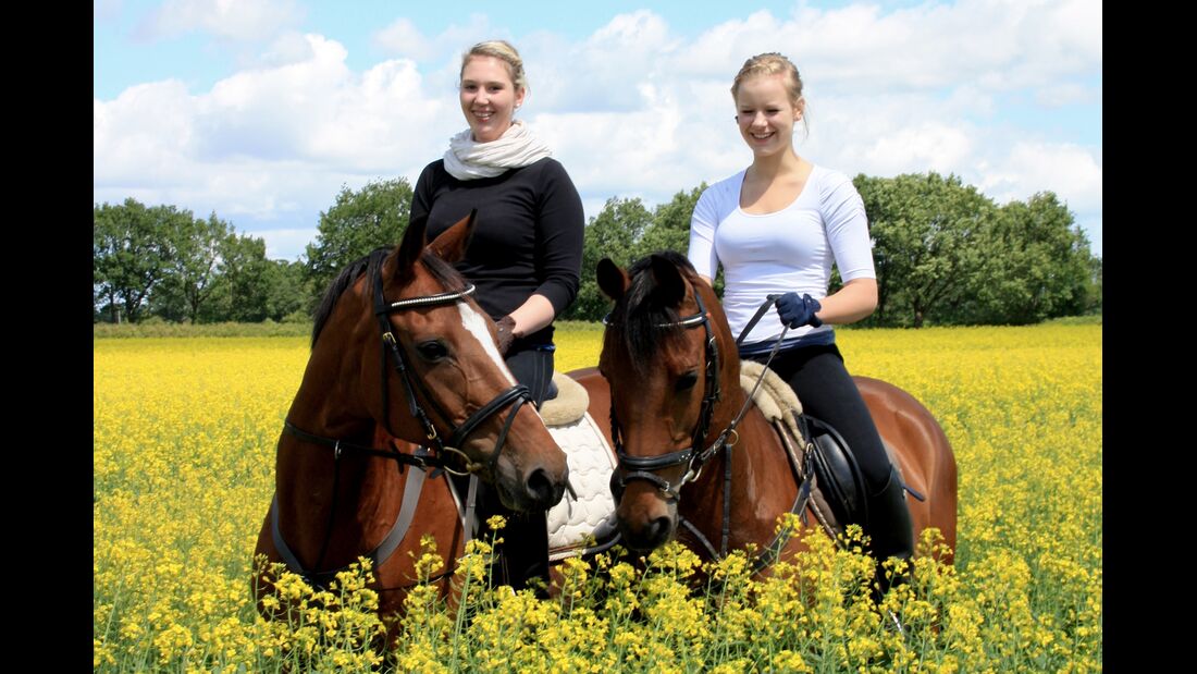 CAV CEWE Fotowettbewerb 2013 Leserfotos Birgit Sudau - Lesertext: Es gibt nichts schöneres, als mit einer super Freundin und den besten Pferden einen schönen Sommertag zu genießen!