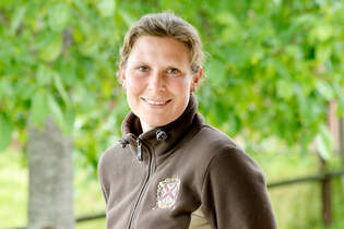 CAV Übergänge richtig reiten Dressur - Claudia Butry
